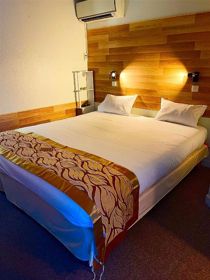 Hotel California Mauguio Exteriör bild